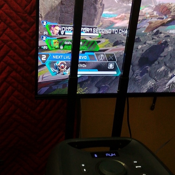 RGB LED Bluetooth Speaker - Picture 4 of 6